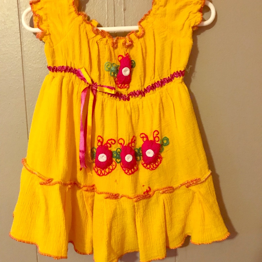embroidered dress👗👶🏻